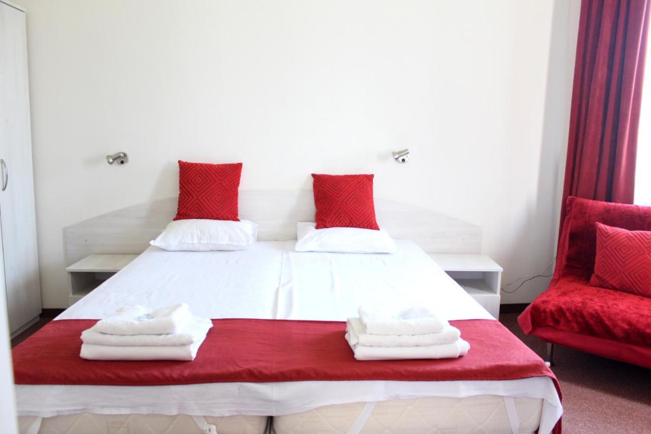 Complex Pika Hotel Golden Sands Eksteriør billede