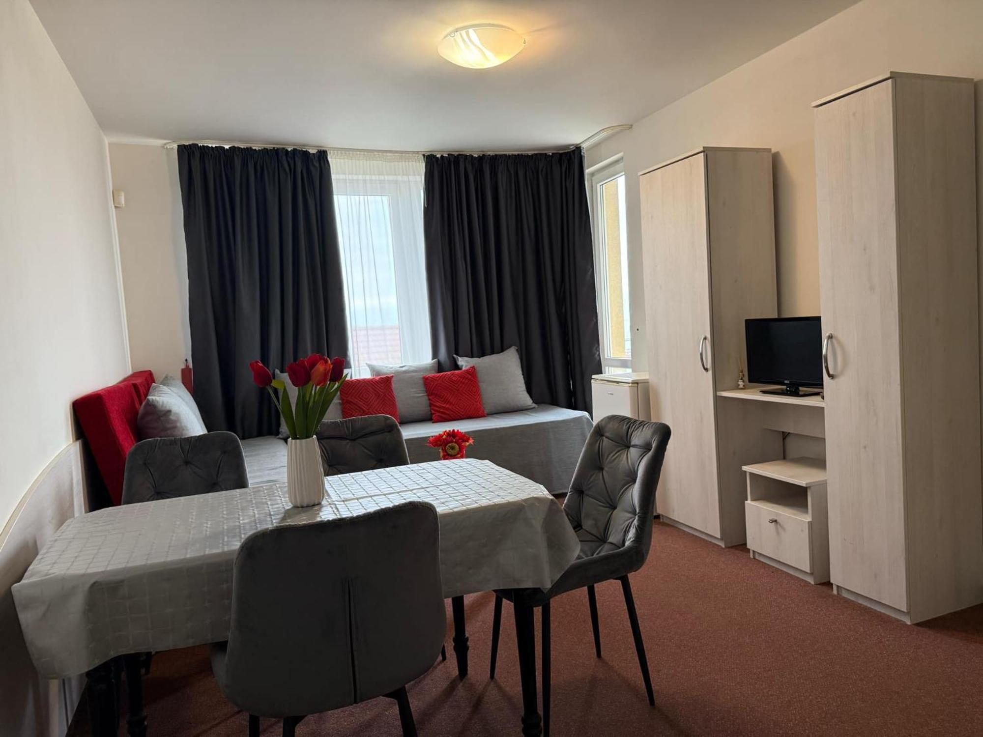 Complex Pika Hotel Golden Sands Værelse billede